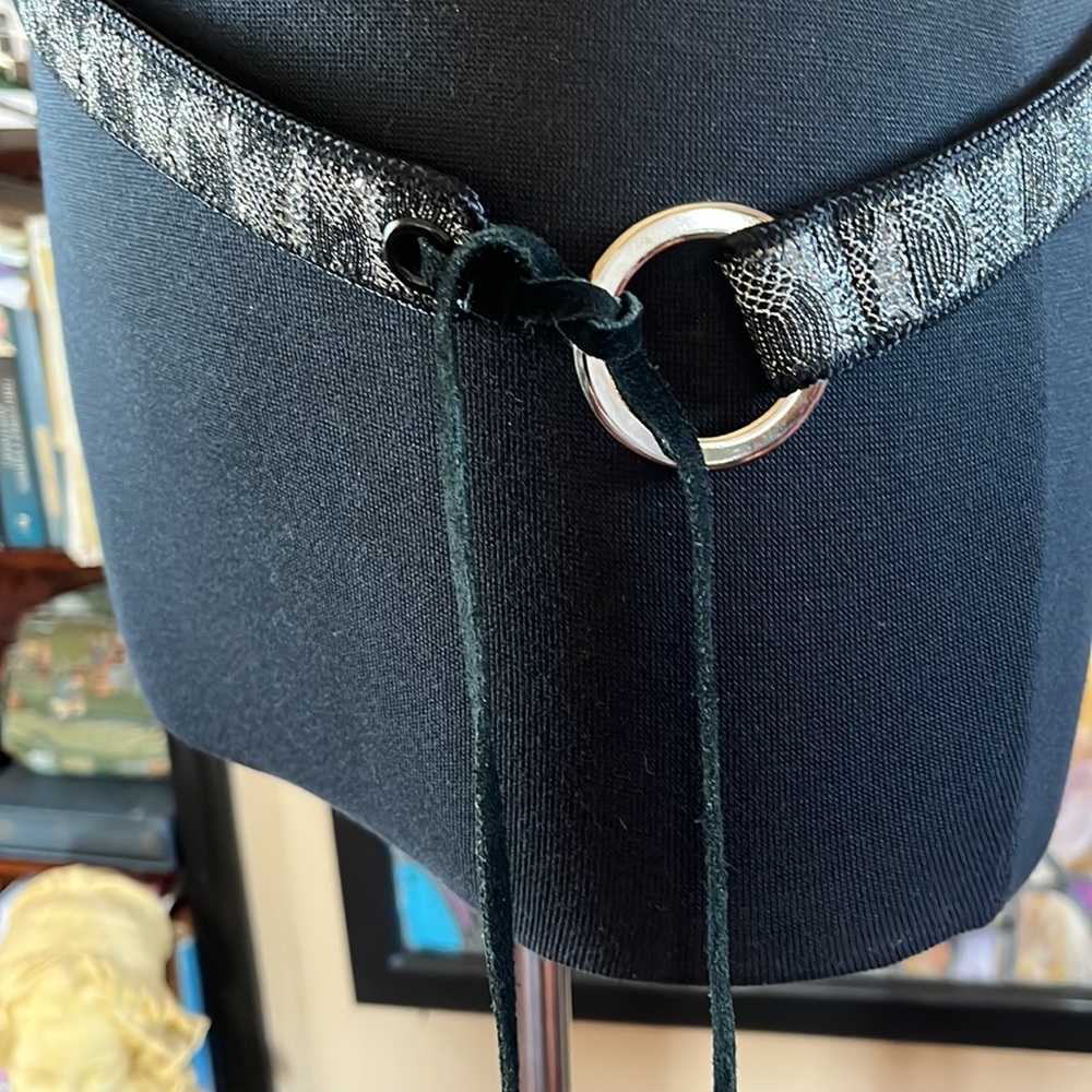 ❌sold at live❌Black and silver metallic tie belt from Elite - Picture 3 of 12
